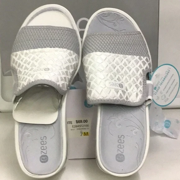 BZEES light feel wedge slip on sandals - Picture 1 of 9